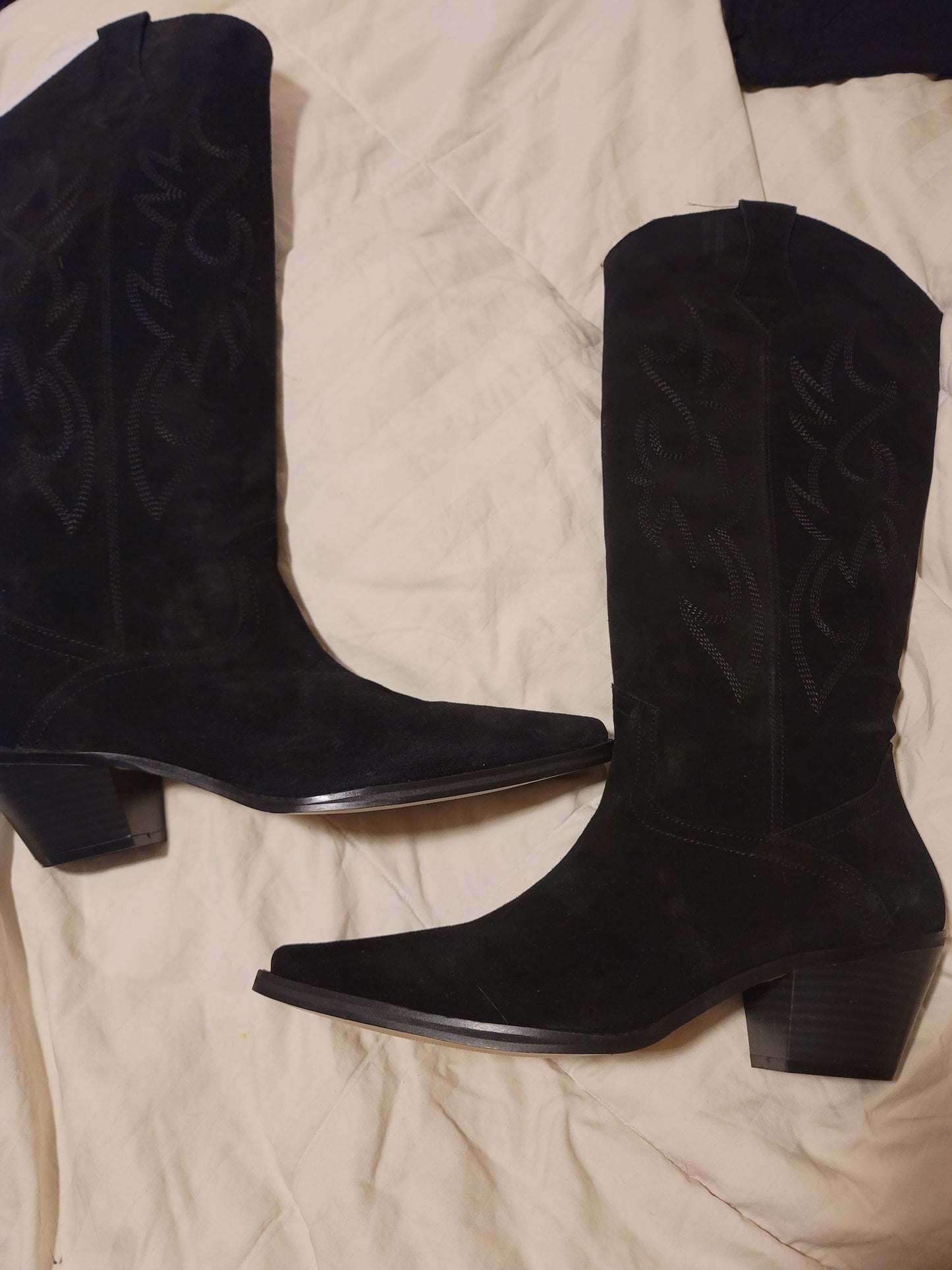 Zara suede low cowboy boots