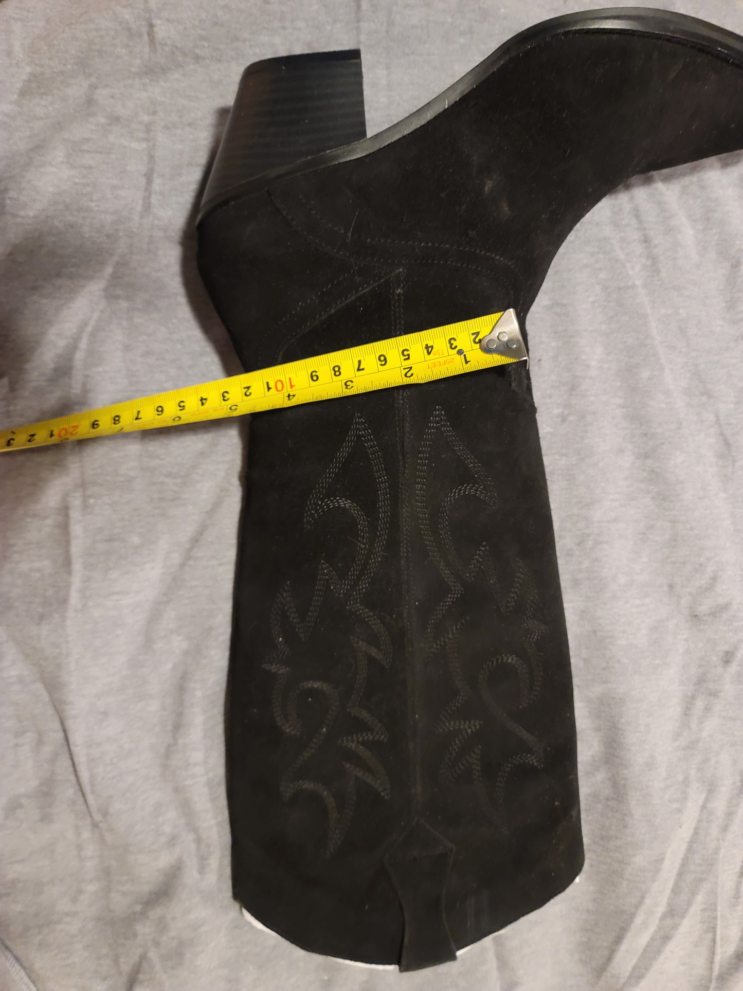 Zara suede low cowboy boots